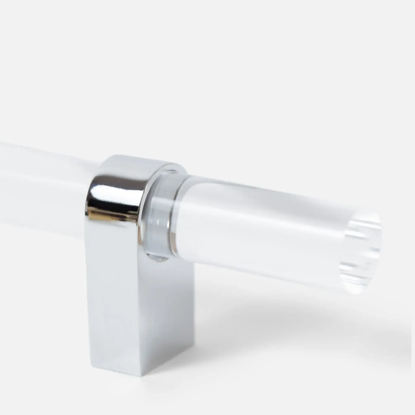 Uchwyt meblowy akryl przezroczysty 80mm srebrna nóżka OUTLET